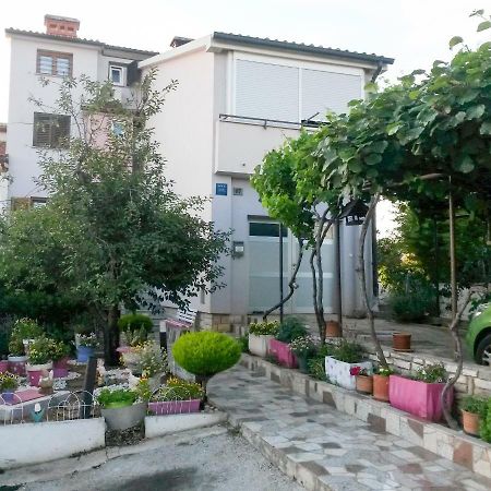 Apartments Zufic Штинян Екстер'єр фото