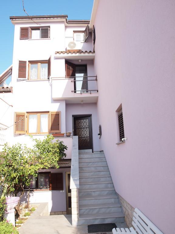 Apartments Zufic Штинян Екстер'єр фото